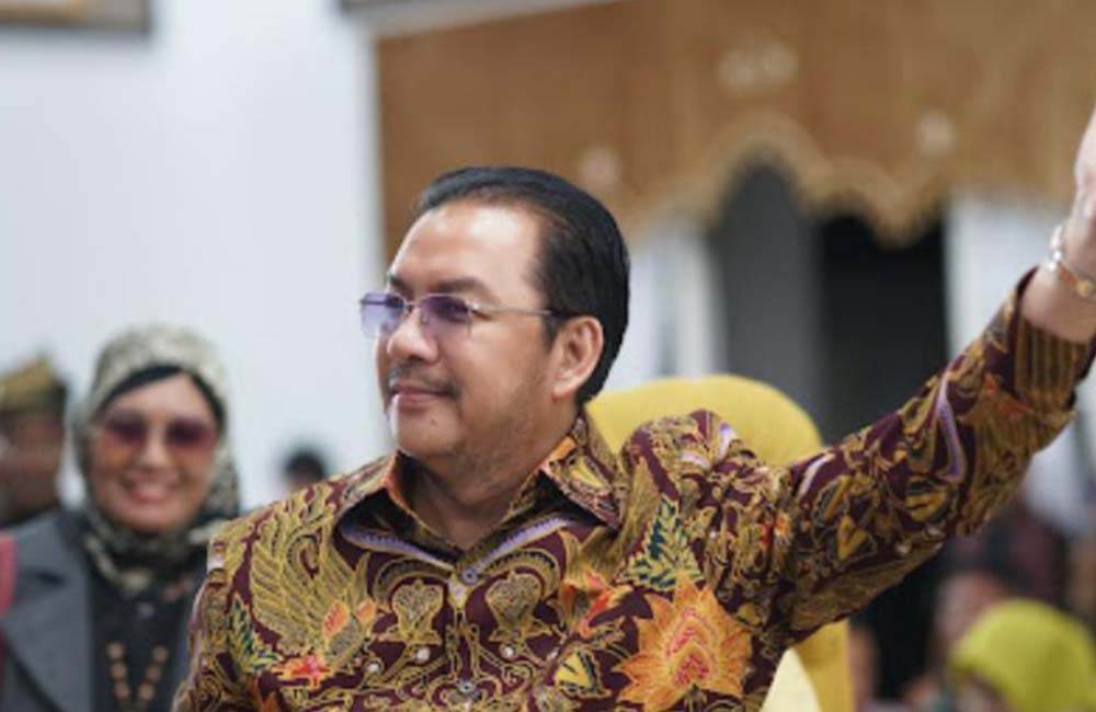 Denny JA: Di Akhir Kekuasaan, Jokowi Justru Populer